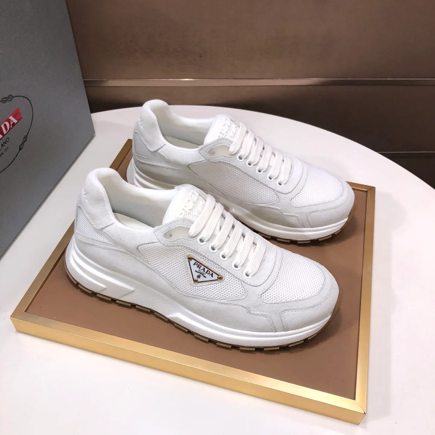 Men's shoes 💰580💰 [PRADA] Top-quality original items, new seasonal styles, high-quality original items, top-level imported calfskin and original imported glue, imported cowhide lining with original cowhide feet, original outsole! Quality guaranteed! Code 38-45 (45 customized)